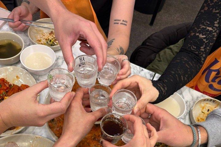 Seoul Local Vibes, Food & Market Tour