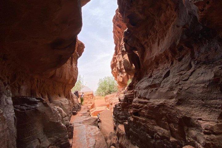 4 Hour Jeep Tour Morning or Sunset Wadi Rum Desert Highlights