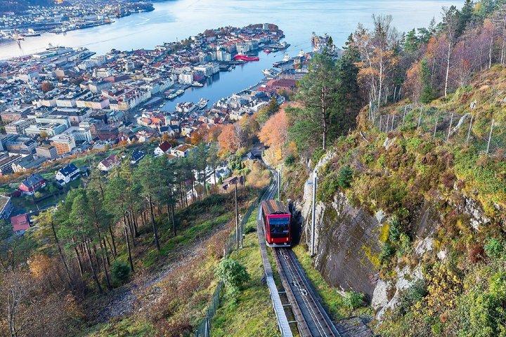 Bergen Audio Guided Walking Tour 3h30 and 24 Audio Comments