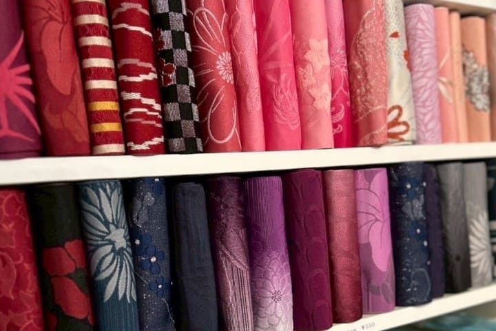 Tokyo: Kimono Rental Experience in Asakusa