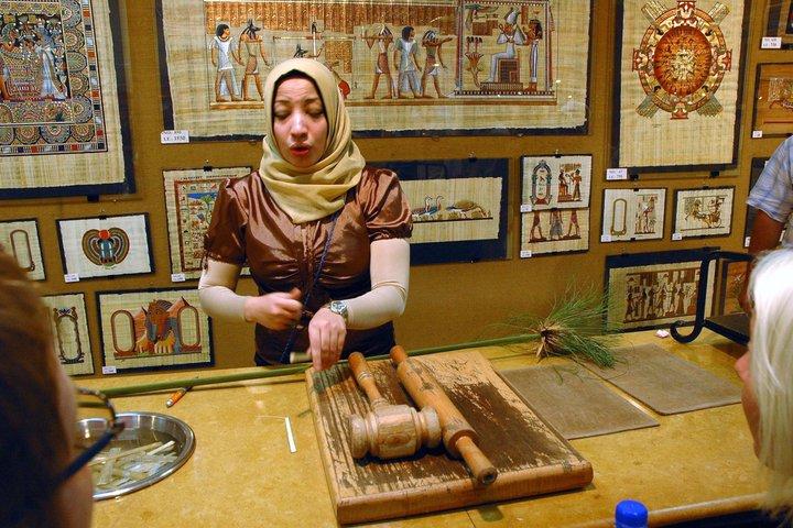 Trusted hassle-free shopping tour in Cairo & market tour