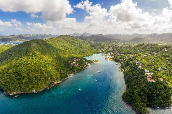 Private Sunset Cruise in Saint Lucia with Champagne