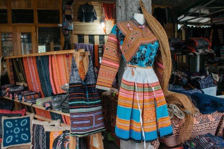 From Sapa Town: Scenic Cat Cat Village Half-Day Guided Walk