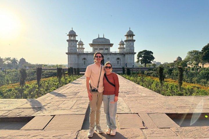 Taj Mahal Sunrise & Agra Fort Day Tour From Agra All-Inclusive