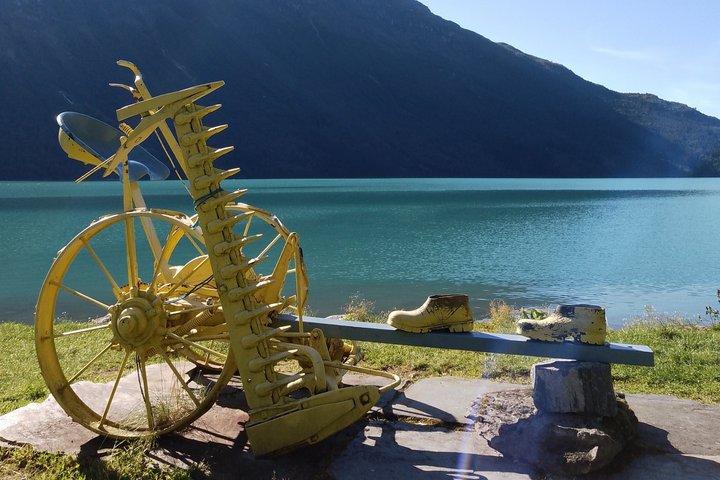 Two Lakes and A Glacier Scenic Tour from Olden
