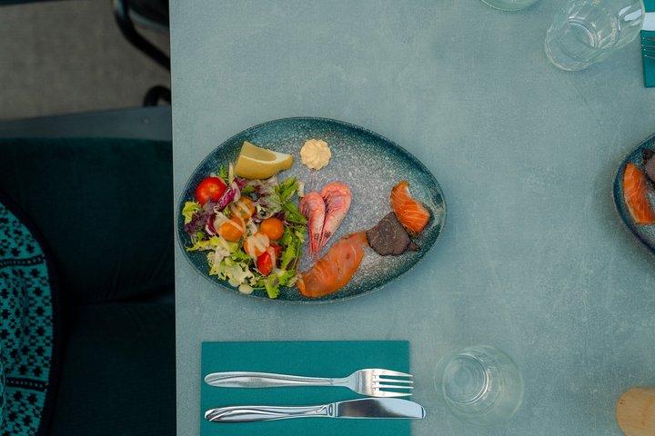 A Taste of Bergen Food Tour with Floibanen Funicular