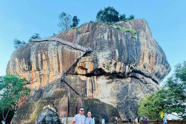 Colombo to Sigiriya and Minneriya Safari Day Tour