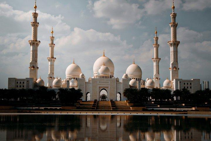 Abu Dhabi Private Half Day City Tour