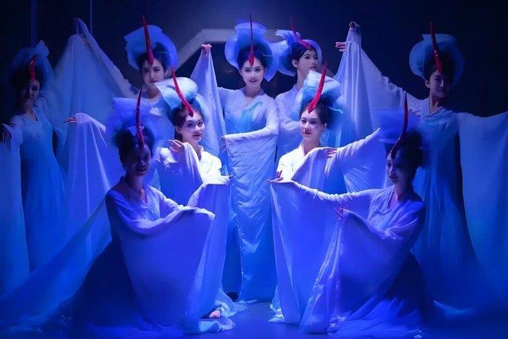 Royal Dining Experience with Cultural Performance in Beijing
