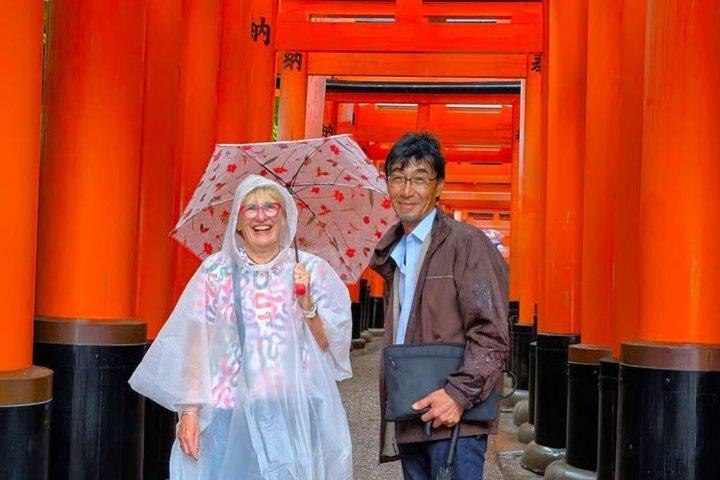 Kyoto Early Morning Fushimi Inari Shrine Tour