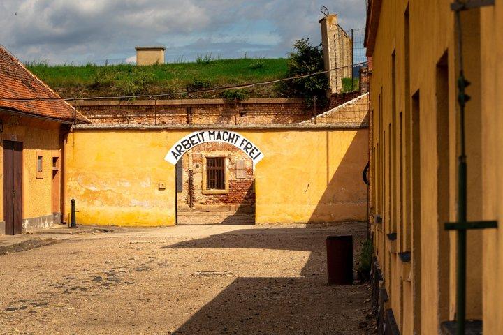 Prague : Terezin Concentration Camp, Dresden and Saxon Switzerland