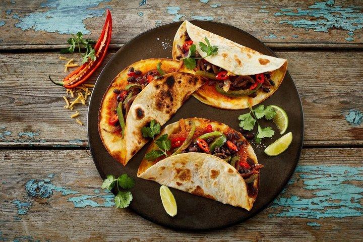 Mexico City: Street Food Taco Tour with 4 Tastings