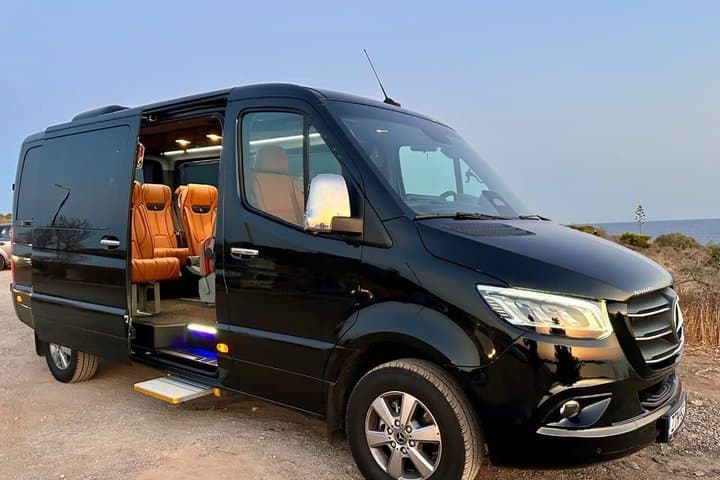 Athens Airport Van - Taxi - Minibus Transfer Arrivals/Departures