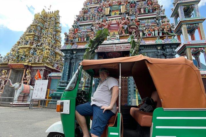 Colombo TUK TUK CITY Tours -Sightseeing Entry Fees