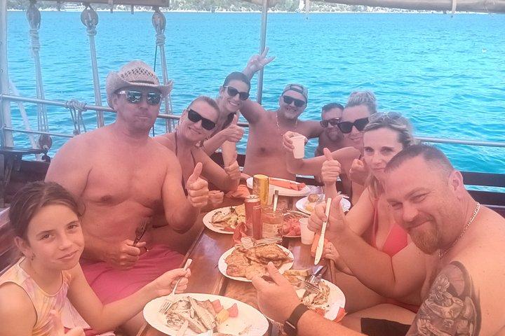 From Poreč to Rovinj, Vrsar & Lim Bay by Boat with Lunch