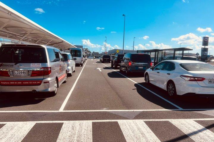 Group Shuttle Service from Auckland