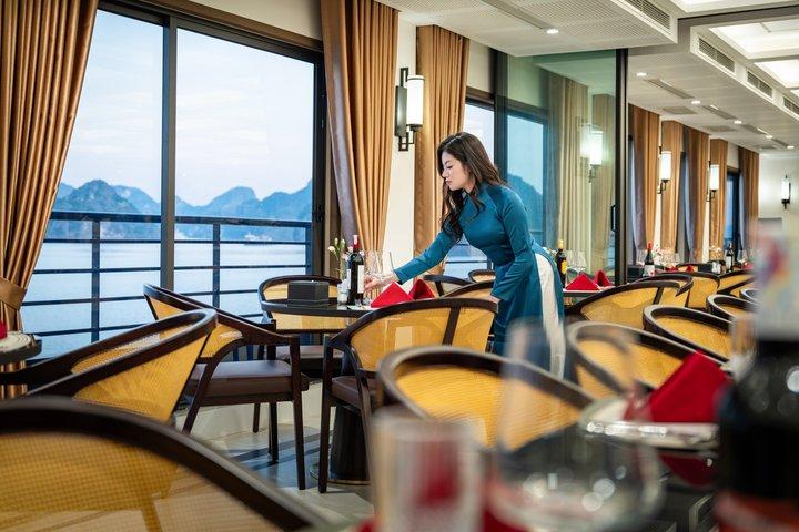 Diana Cruise 6 Star Luxury 2 Days 1 Night Ha Long Lan Ha Bay