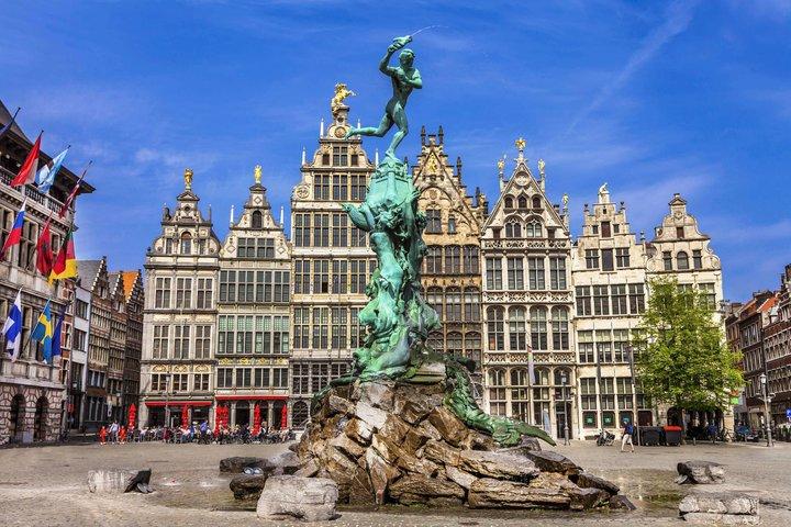 Antwerp Walking Tour with Audioguide on Your Smartphone