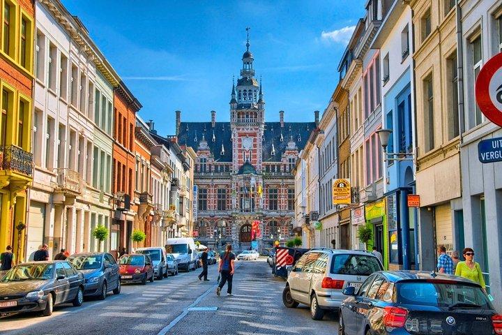 Antwerp Walking Tour with Audioguide on Your Smartphone