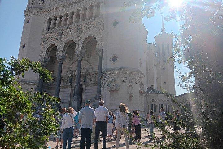 Guided tour of Old Lyon, Fourvière basilica and Roman ruins !