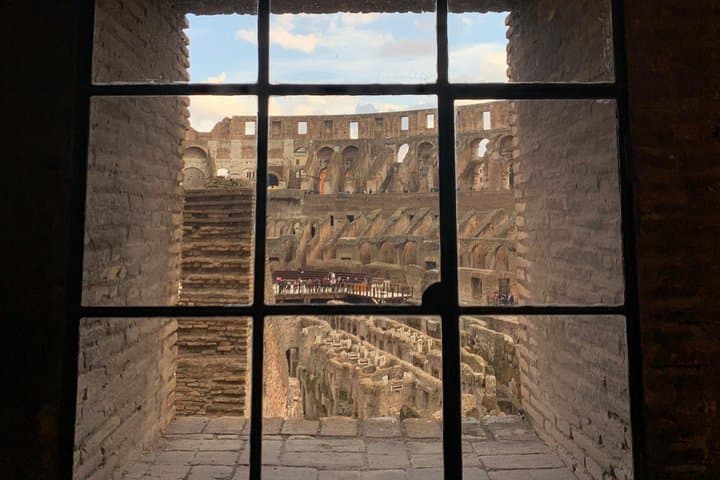 Rome: Colosseum Arena and Forum Tour