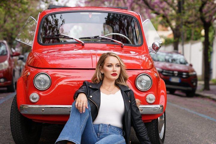 Private Photo Session with Vintage Red Fiat 500 at Rome