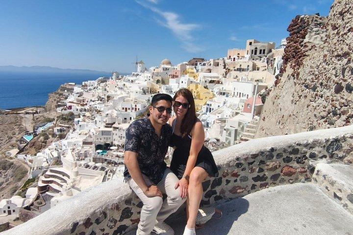 Santorini: Hire private car & driver (Flexible Itinerary)