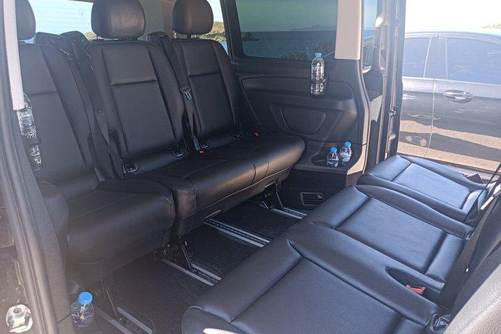 Piraeus Port to Athens Airport Private Transfer with Meet & Greet