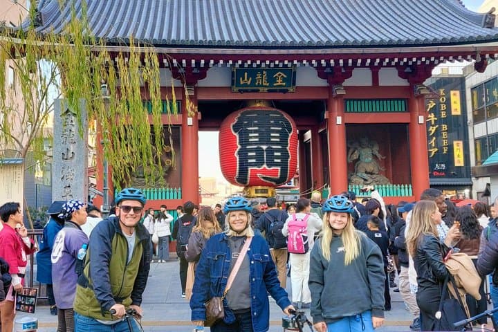 Explore Tokyo’s Must-See Spots by E-Bike – Small Group 3h Tour