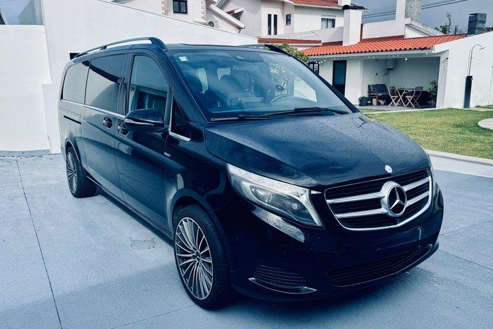Lisbon to Algarve Luxury Private Tour with Benagil cave boat trip