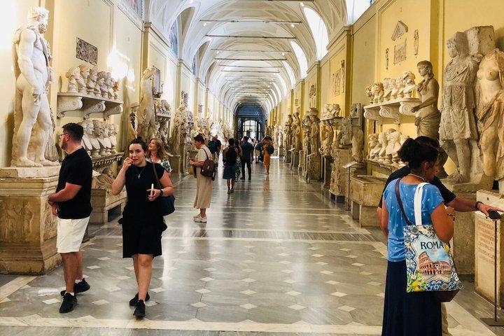 Explore Vatican Museums Sistine Chapel & St Peter BasilicaTour