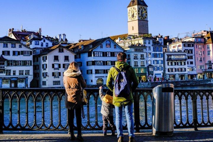 Zurich with Cruise and Lindt Home of Chocolate Private tour