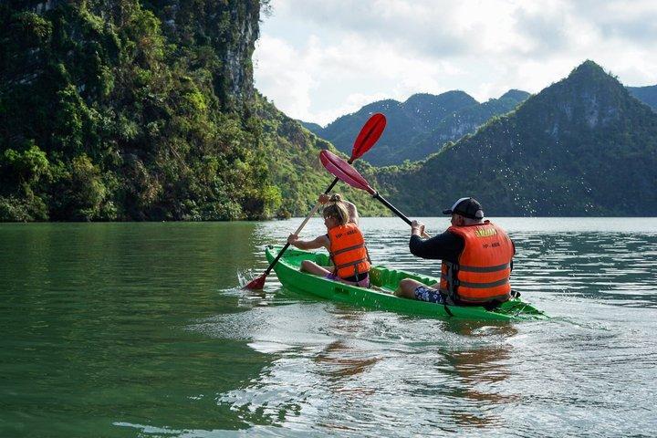 Azura Luxury Yacht 2 Days 1 Night Halong and Lan Ha Bay Tour