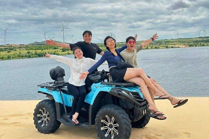 Mui Ne Sand Dunes Jeep Adventure with Friendly Local Expert Guide