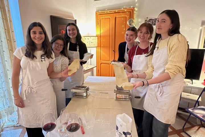 Small-Group Cooking Class in a Local Milan Home