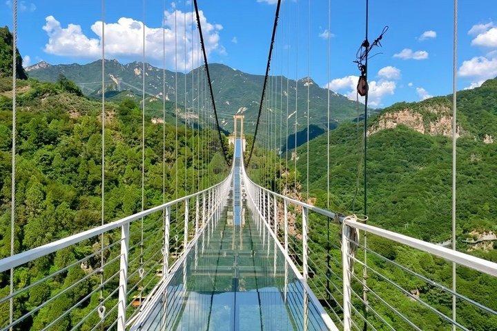 Guangzhou Gulong Gorge 1-Day: Glass Bridge, Waterfall, Cliff Car