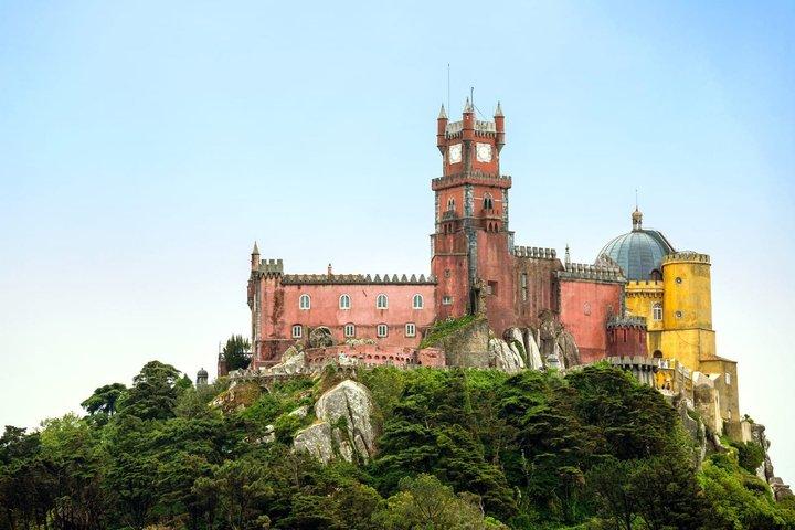 Private Guided Sintra & Cascais Full-Day Tour from Lisbon