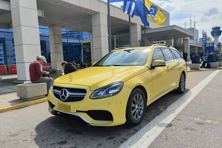 Lavrio Port to Athens International Airport Private Transfer