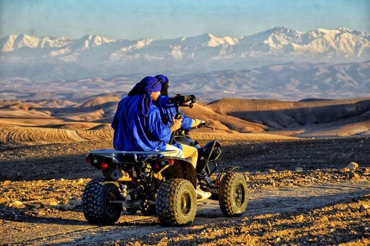 Marrakech : Agafay Desert Quad Biking and Dinner Show