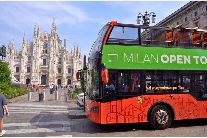 Milan Open Bus Sightseeing Tour with Audio Guide