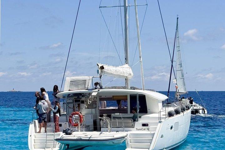 Magdalene Archipelago Tour from Santa Teresa - Comfort 3 Catamaran