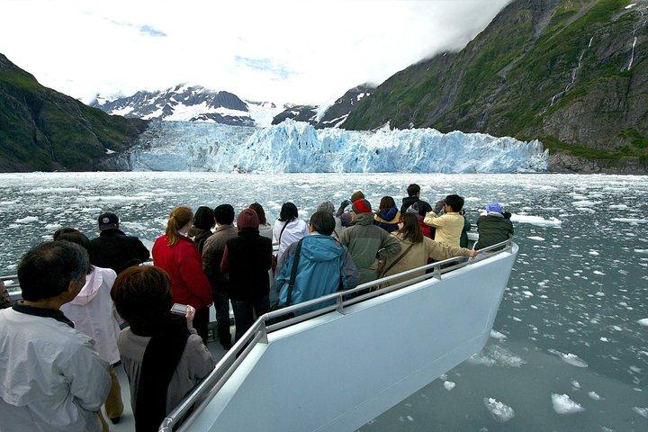 Prince William Sound 26 Glacier Cruise and Coach Package