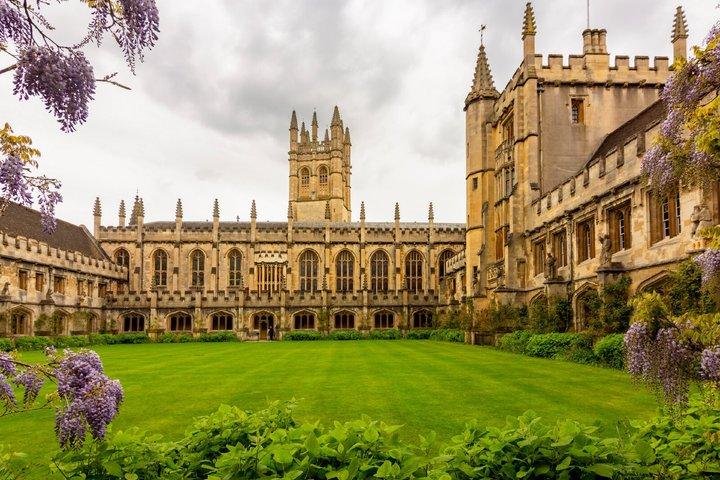 Oxford Audio Guided Walking Tour 2h and 26 audio commentary