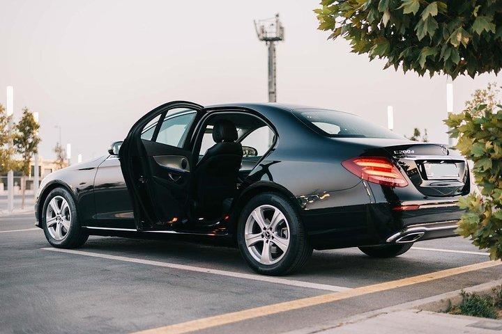 Departure by Private Sedan from Madrid City to Madrid Airport MAD