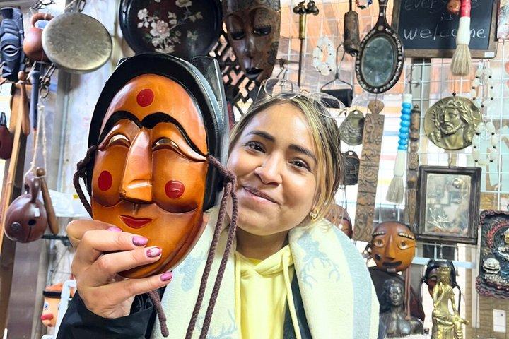 Hidden Seoul Markets with Herbal Wellness, Food & Vintage