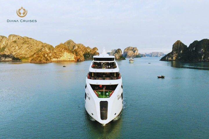 Diana Luxury Balcony Cruise 2 Days 1 Night Halong and Lan Ha Bay