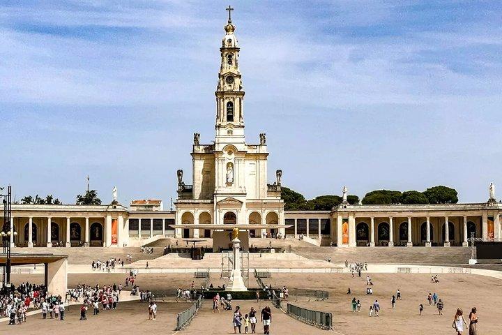 Fatima and Lisbon Full-day Private Tour