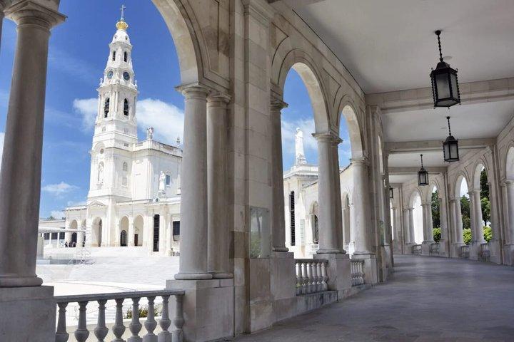 Fatima and Lisbon Full-day Private Tour
