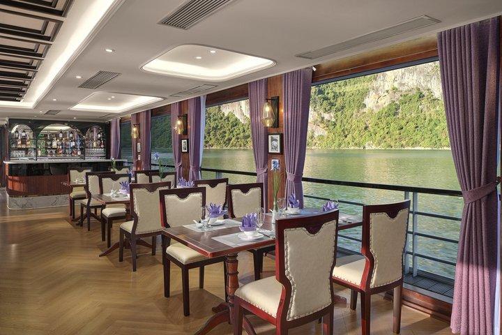 Iris Cruise 5 Star Halong Bay Day Tour from Ha Long Port