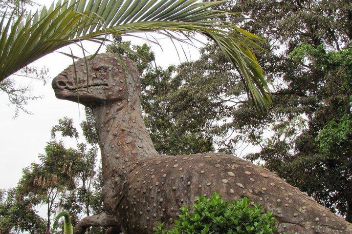Nairobi Airport Layover to Nairobi National Museum Guided Tour
